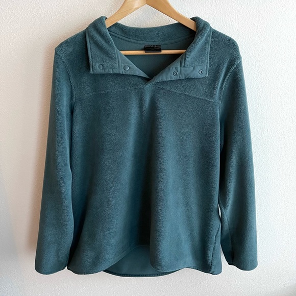 SOLD blue grey Sherpa pullover - Picture 2 of 3